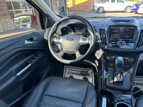 Used 2015 Ford Escape Titanium FWD image 41
