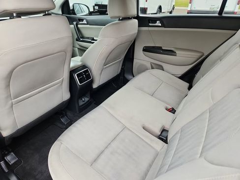 Used 2022 Kia Sportage LX image 23