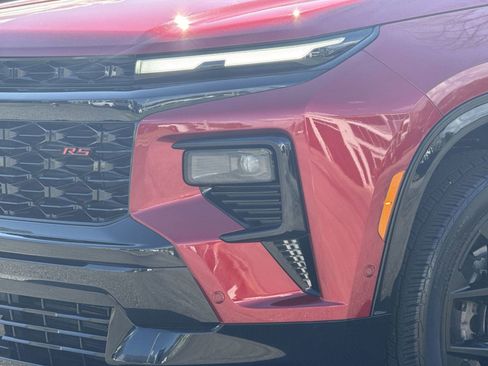 Used 2024 Chevrolet Traverse RS w/ LPO, Floor Liner Package image 6