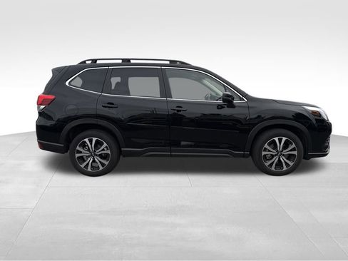 Used 2024 Subaru Forester Limited image 10
