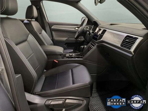 Used 2023 Volkswagen Atlas Cross Sport SE w/ Panoramic Sunroof Package image 23