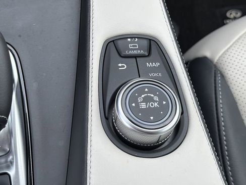 Used 2023 INFINITI QX55 Essential AWD/4WD image 33