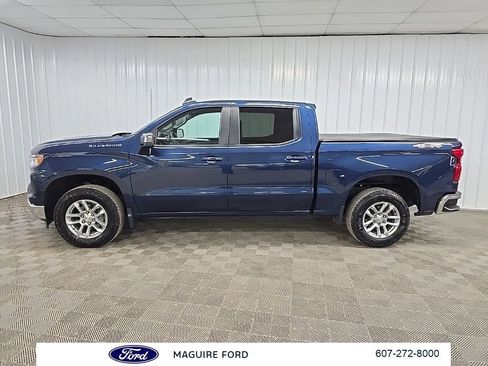 Used 2023 Chevrolet Silverado 1500 LT AWD/4WD image 6