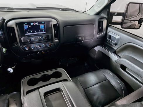 Used 2015 Chevrolet Silverado 2500 LT w/ LT Convenience Package AWD/4WD image 19