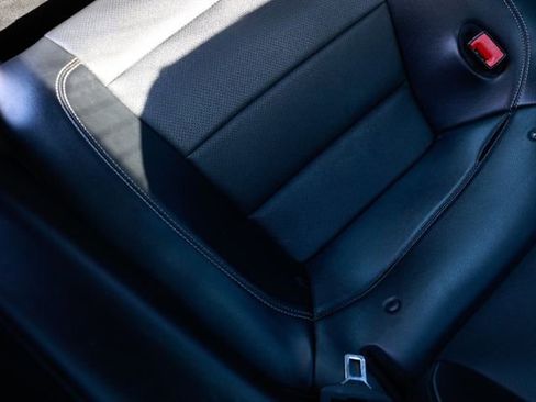 Used 2019 Ford Mustang Premium image 10