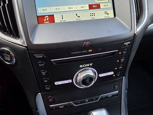 Used 2018 Ford Edge Titanium AWD/4WD image 14
