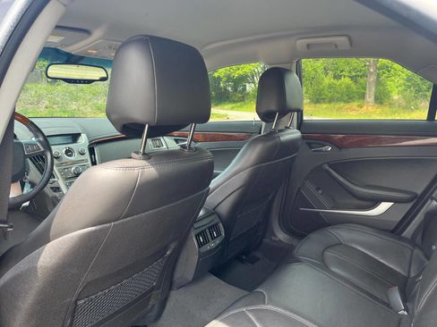 Used 2010 Cadillac CTS Luxury RWD image 11