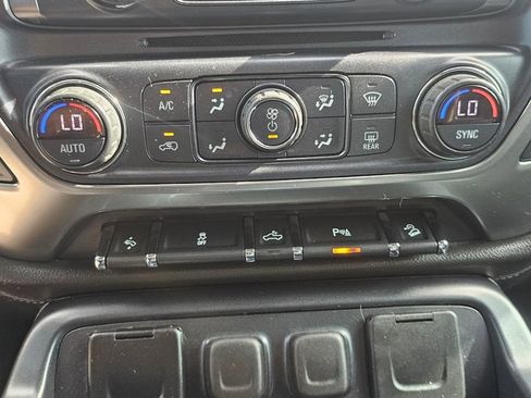 Used 2018 Chevrolet Silverado 1500 LTZ Z71 w/ LTZ Plus Package AWD/4WD image 37