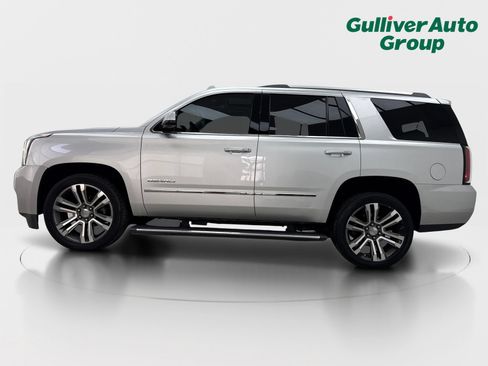 Used 2017 GMC Yukon Denali w/ Open Road Package AWD/4WD image 3