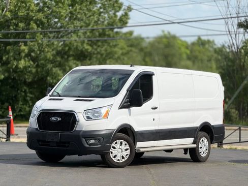 Used 2021 Ford Transit 250 Low Roof w/ Exterior Upgrade Package RWD image 2