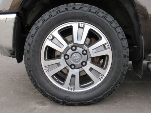 Used 2018 Toyota Tundra 1794 Edition image 44