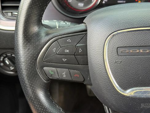 Used 2017 Dodge Charger R/T RWD image 16