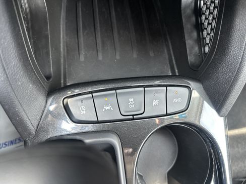 Used 2025 Chevrolet TrailBlazer LT AWD/4WD image 15