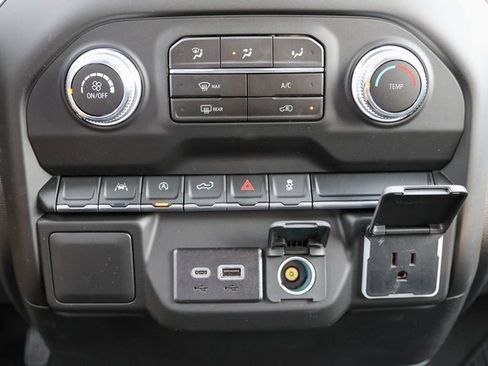 New 2026 GMC Sierra 1500 Pro w/ Graphite Edition image 17