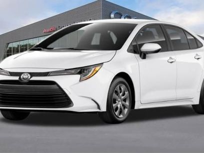 Used 2025 Toyota Corolla LE