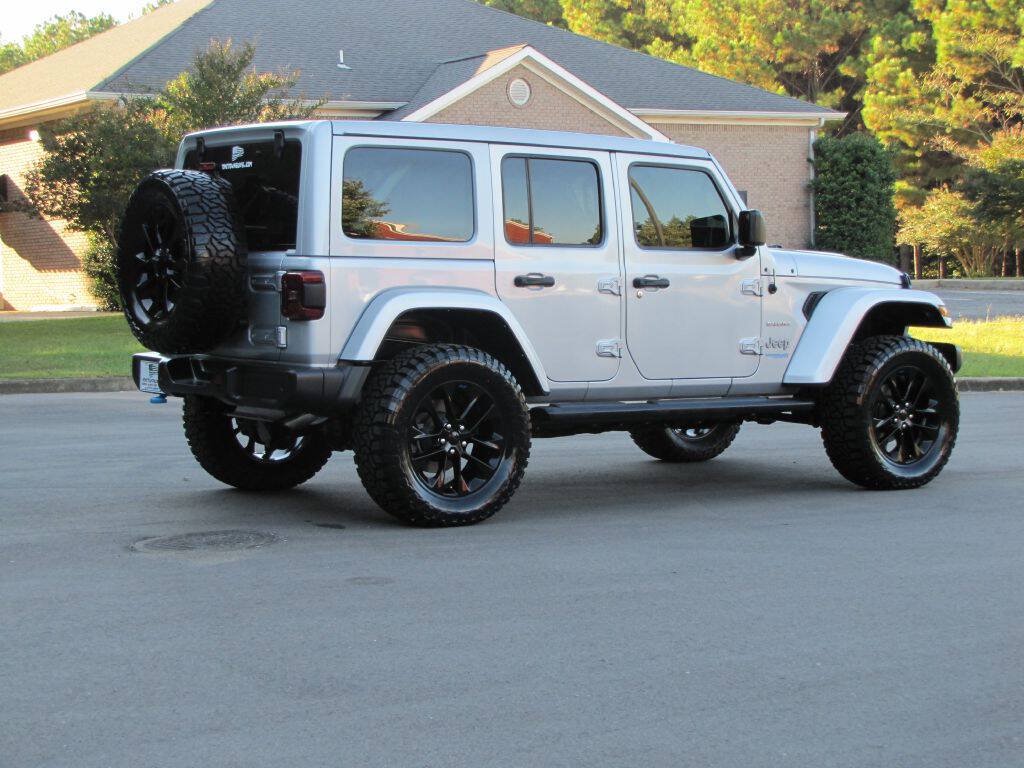 Used 2022 Jeep Wrangler Unlimited Sahara w/ Safety Group AWD/4WD image 6