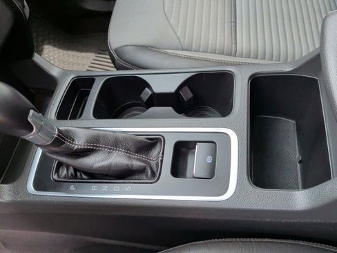 Used 2018 Ford Escape SE w/ SE Sport Appearance Package image 29