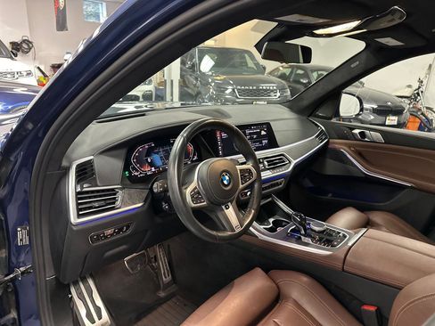 Used 2021 BMW X7 xDrive40i w/ Premium Package AWD/4WD image 19