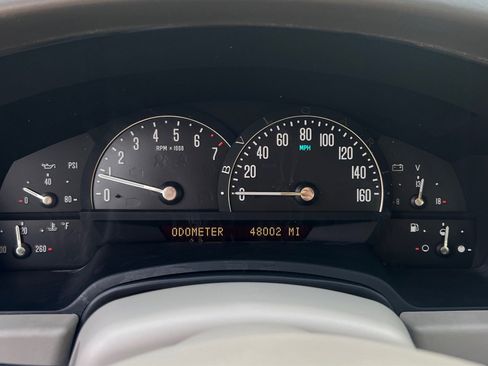 Used 2005 Cadillac XLR RWD image 11