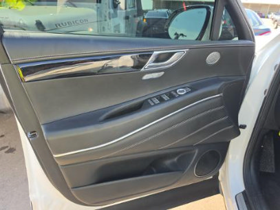 Used 2025 Genesis GV80 2.5T AWD/4WD image 12