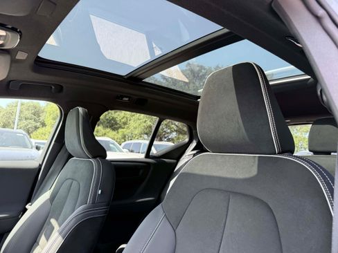 Certified 2023 Volvo XC40 Recharge Plus AWD/4WD image 11