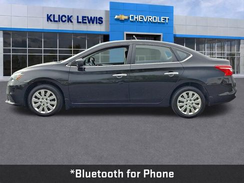 Used 2017 Nissan Sentra S FWD image 4