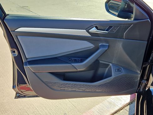 New 2026 Volkswagen Jetta SE image 12