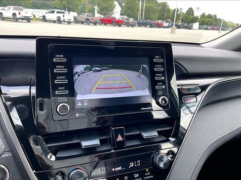 Used 2023 Toyota Camry SE w/ Convenience Package FWD image 19