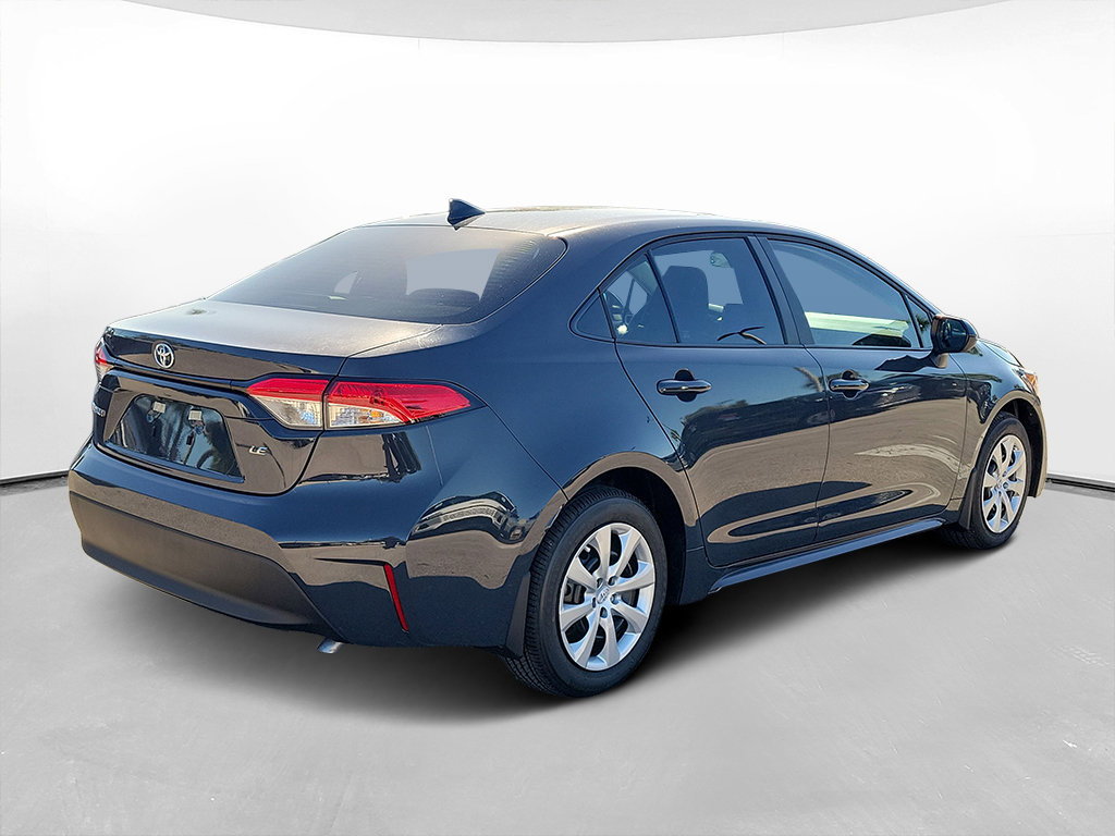 New 2027 Toyota Corolla LE FWD image 4