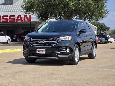 Used 2022 Ford Edge SEL w/ Convenience Package image 2