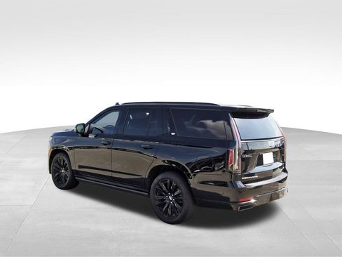 Certified 2022 Cadillac Escalade Sport Platinum w/ Heavy-Duty Trailer Package image 3