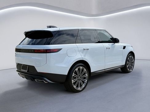 New 2025 Land Rover Range Rover Sport SE image 4