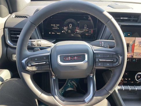 New 2026 GMC Terrain AT4 image 27