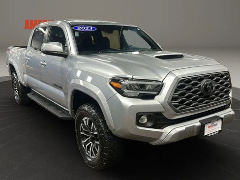 Used 2023 Toyota Tacoma TRD Sport AWD/4WD image 6