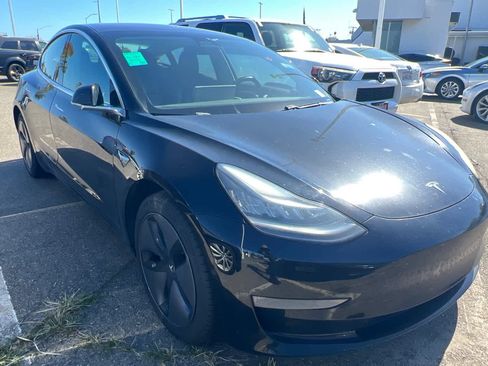 Used 2019 Tesla Model 3 Standard Range RWD image 3