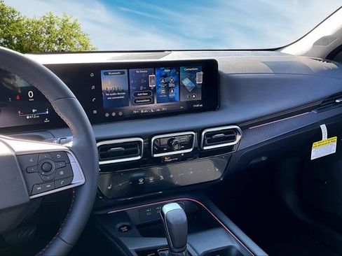 New 2026 Nissan Sentra SR w/ SR Premium Package FWD image 6