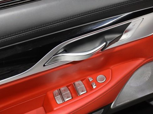 Used 2017 BMW M760i xDrive image 67