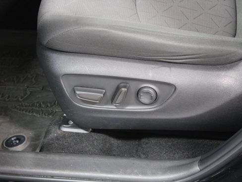 Used 2024 Toyota RAV4 AWD Hybrid image 19