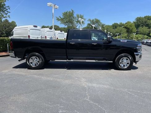 Used 2025 RAM 2500 Tradesman AWD/4WD image 36