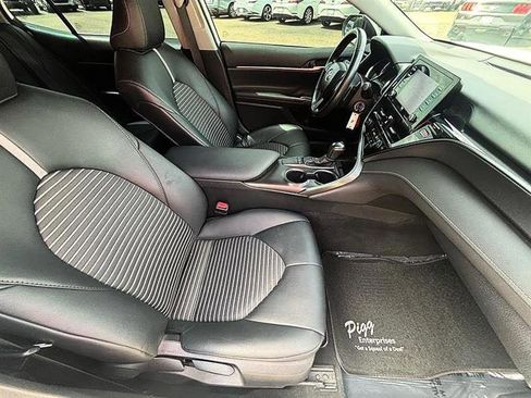 Used 2024 Toyota Camry SE FWD image 40