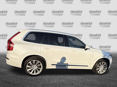 Certified 2023 Volvo XC90 B6 Plus AWD/4WD image 11