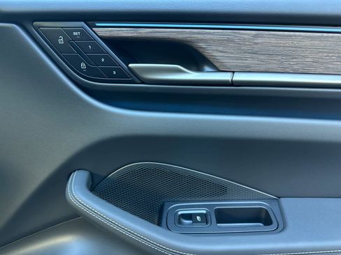 New 2025 Porsche Macan Turbo Electric image 19