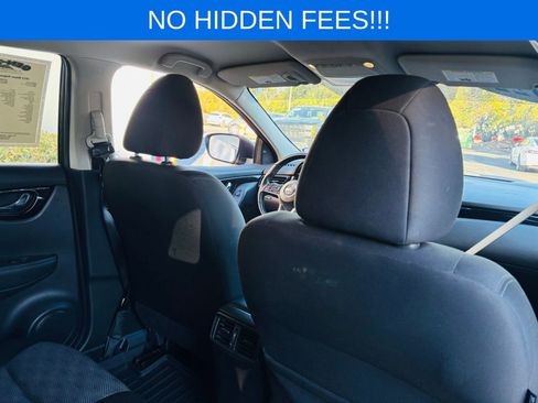 Used 2022 Nissan Rogue Sport SV image 26