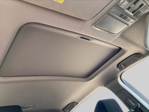 Used 2019 Honda CR-V EX image 13