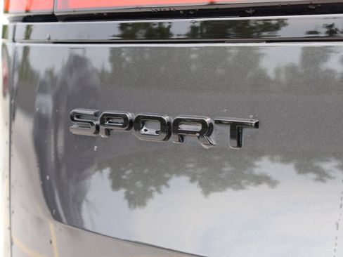Used 2023 Land Rover Range Rover Sport SE AWD/4WD image 8