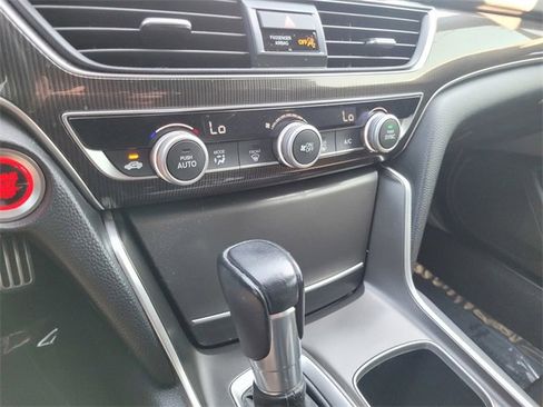Used 2020 Honda Accord Sport image 15