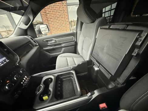 Used 2021 RAM 1500 Big Horn image 31