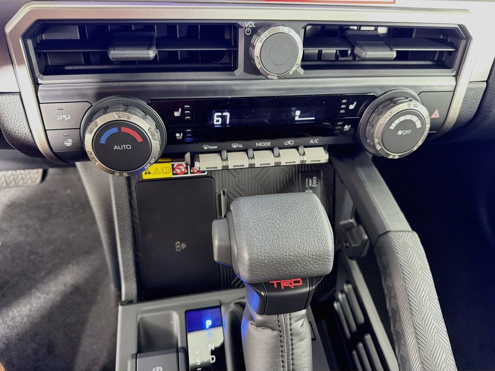 New 2026 Toyota 4Runner TRD Off-Road Premium AWD/4WD image 21