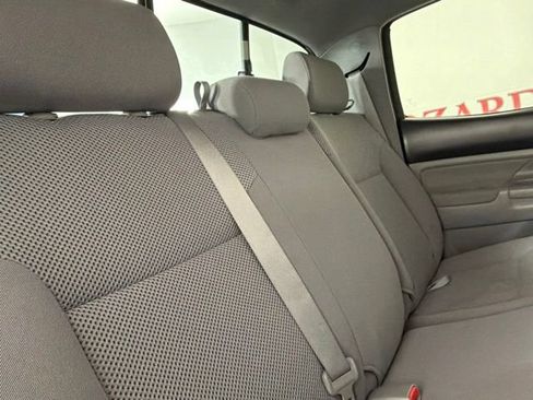 Used 2011 Toyota Tacoma 4x4 Double Cab w/ TRD Sport Pkg image 18