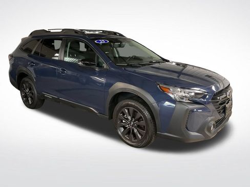 Used 2025 Subaru Outback Onyx Edition AWD/4WD image 9